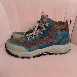 Teva Ridgeview Mid Hiking Boots